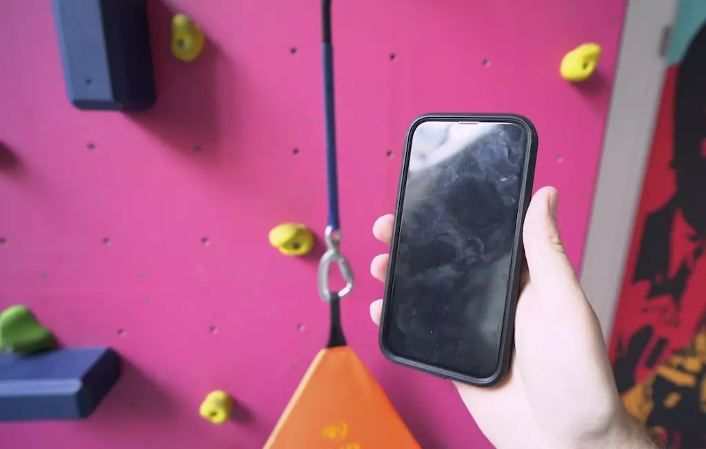 iphone-13-pro-drop-test